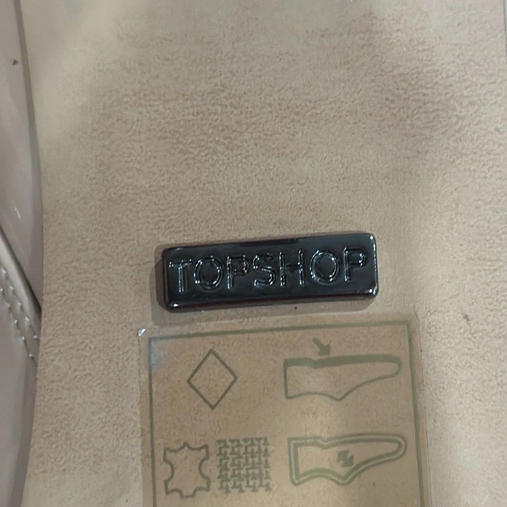TOPSHOP NEUTRAL BEIGE PATENT ANKLE‎ BOOTS Size 9.5